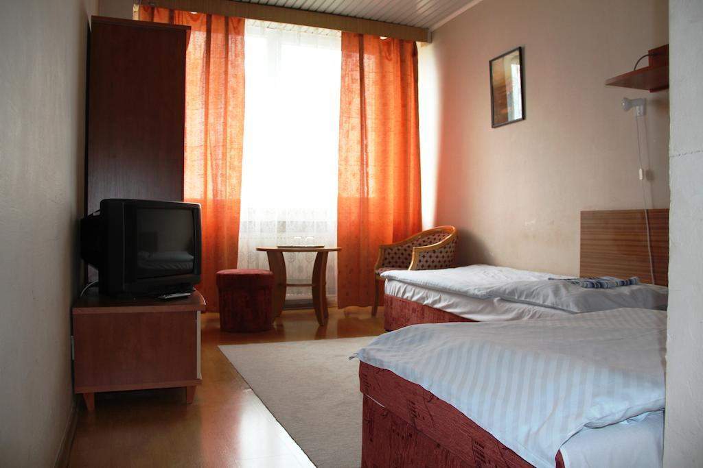 Hotel Dom Techniky Zilina Room photo