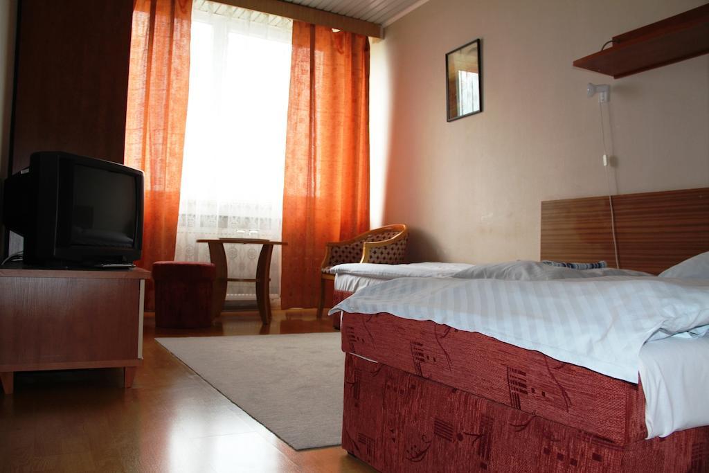 Hotel Dom Techniky Zilina Room photo