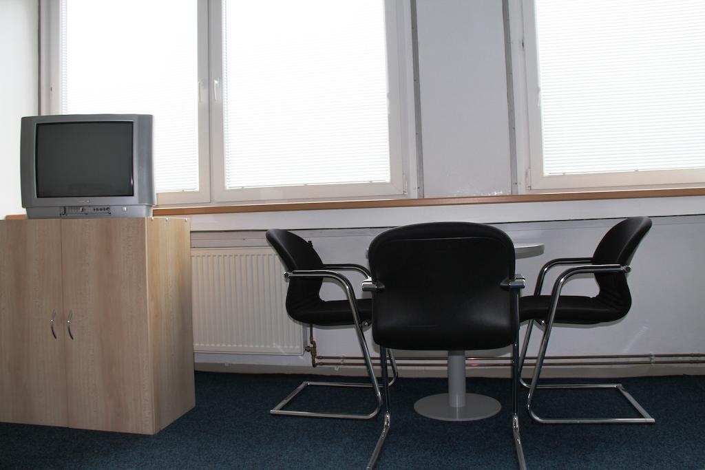 Hotel Dom Techniky Zilina Room photo