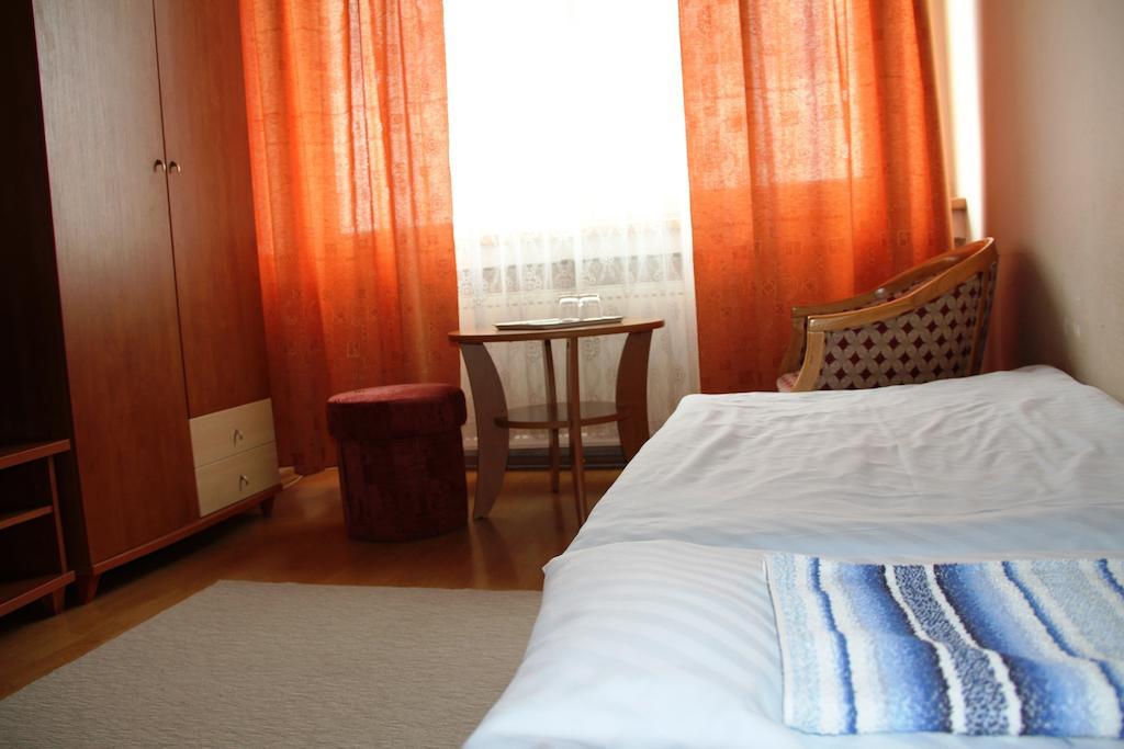 Hotel Dom Techniky Zilina Room photo
